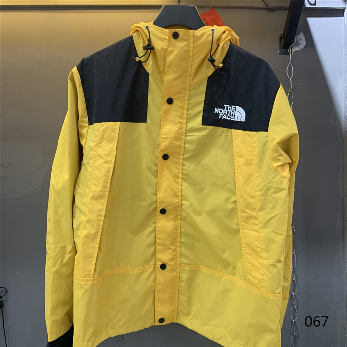 The North Face Men's Outwear 261